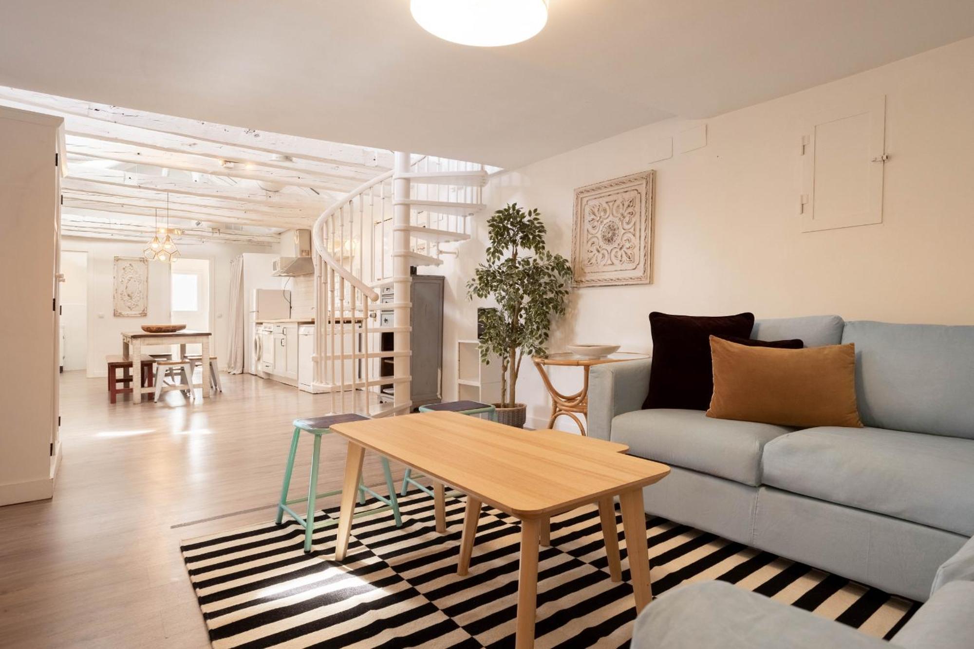 Apartamento Plaza Mayor Attic En Madrid Ngoại thất bức ảnh